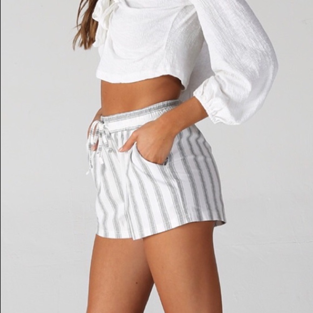 COTTON COMFORTABLE TIE FRONT SHORTS   1 left - Picture 3 of 7